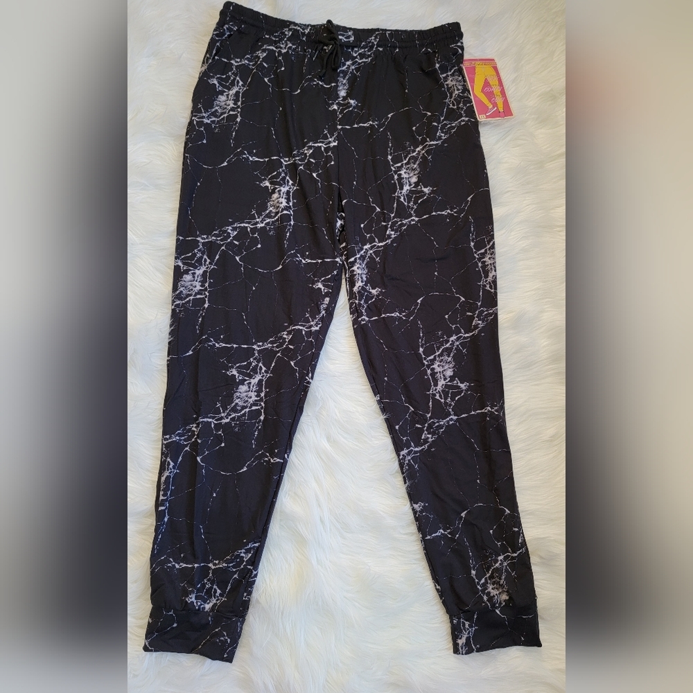 Plus size comfy joggers